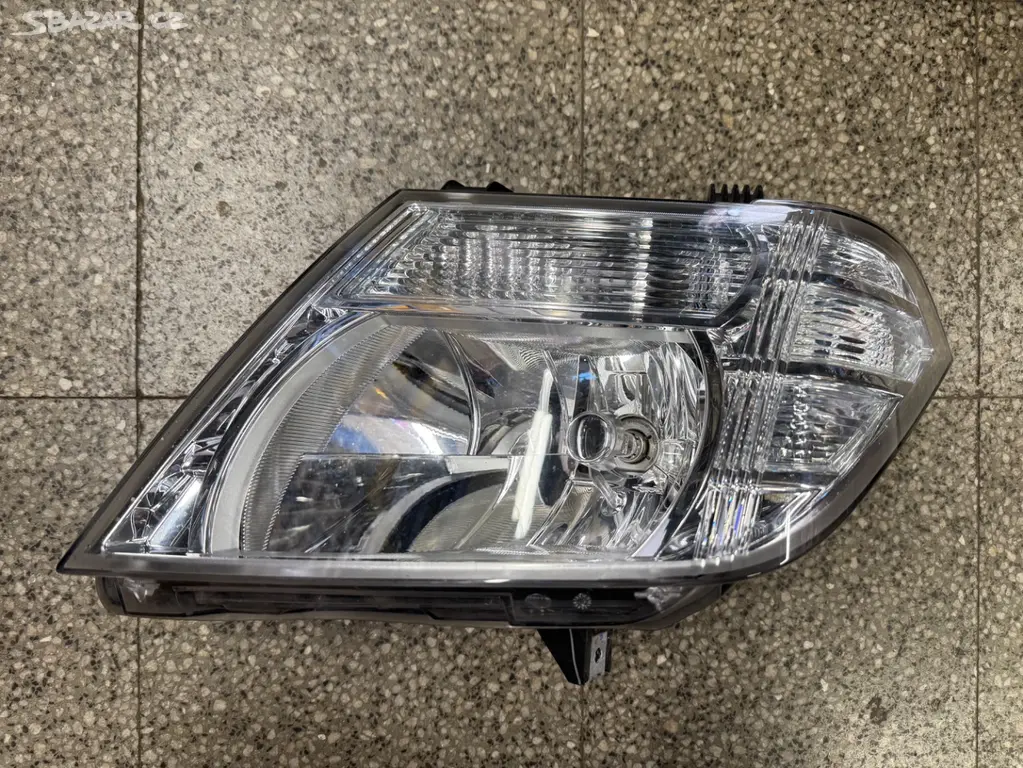 Náhled: Levé přední světlo Nissan Navara / Pathfinder Díly